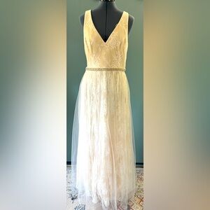 Lulu's size L wedding dress